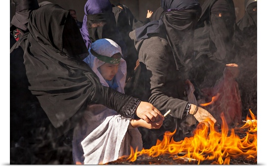 Tradition held in Iran where women commemorate the martyrdom of Imam Hussein.