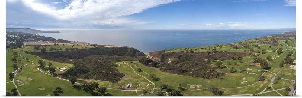 Panoramic aerial photo of Torrey Pines Golf course.