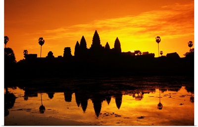 Cambodia, Siem Reap, Angkor Wat, Silhouette Of Temple At Sunrise