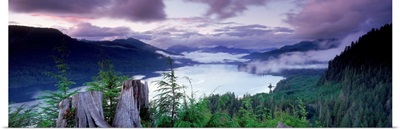Canada, British Columbia, Vancouver Island, Nitinat Lake, Dusk