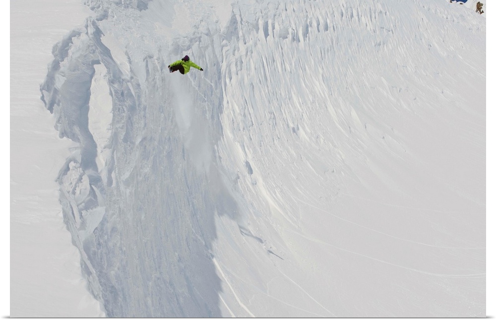 Professional snowboarder, Kevin Pearce, extreme heli boarding in the mountains above Haines, Alaska.