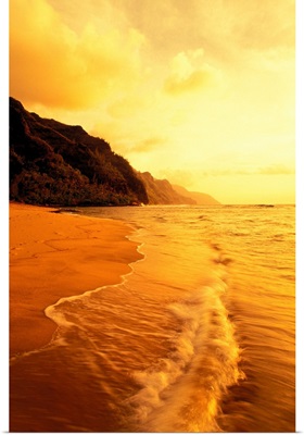 Hawaii, Kauai, Na Pali Coast, Beach At Sunset, With Foamy Surf And Cliff In Background