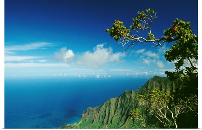 Hawaii, Kauai, Napali Coast, Kalalau Valley Cliffs And Ocean