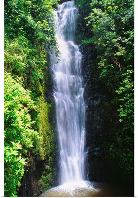 Hawaii, Maui, Hana, Wailua Falls Valley, Waterfall Surrounded By Lush Greenery