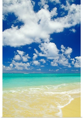 Hawaii, Oahu, Lanikai, Gentle Wave Washing Ashore On Beach, Turquoise Water And Blue Sky