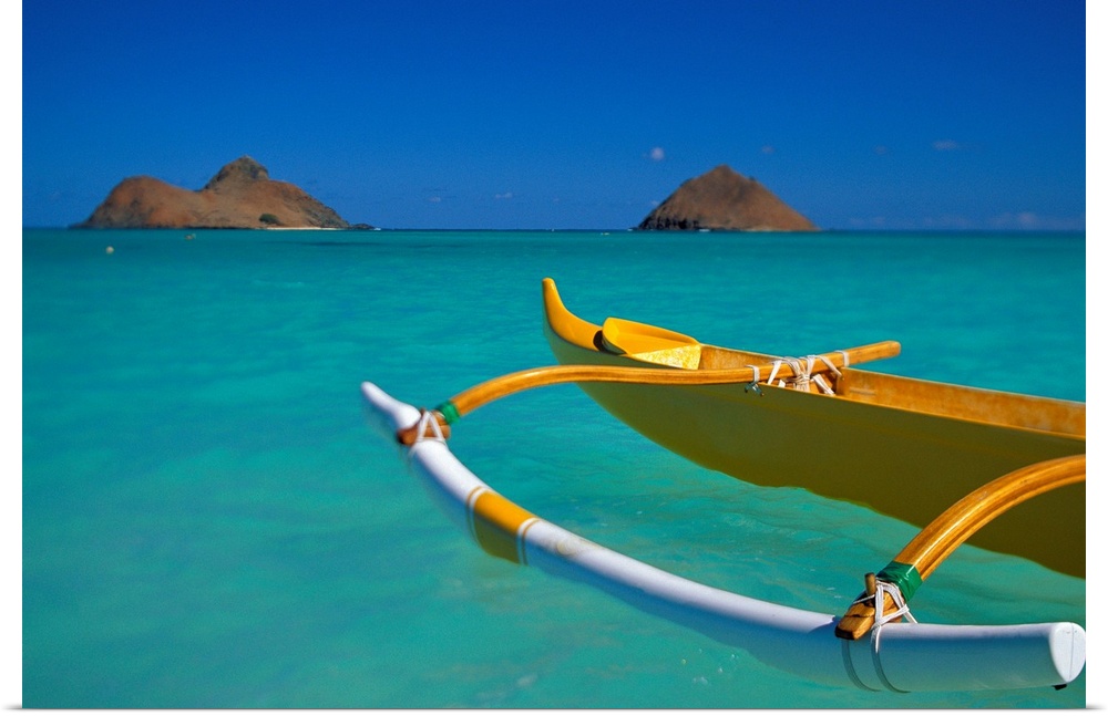 Hawaii, Oahu, Lanikai, Outrigger Canoe In Turquoise Ocean