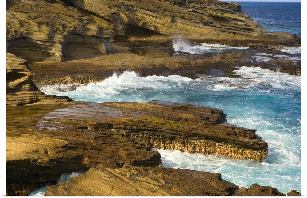 Hawaii, Southeast Oahu, Portlock Coast, Ocean Crashing Against Rocky Coastline