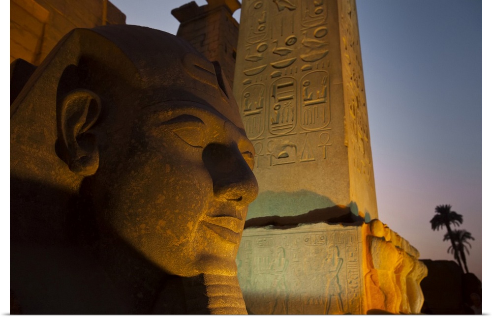 Head of Ramses ll at entrance to Luxor temple, Luxor, Egypt