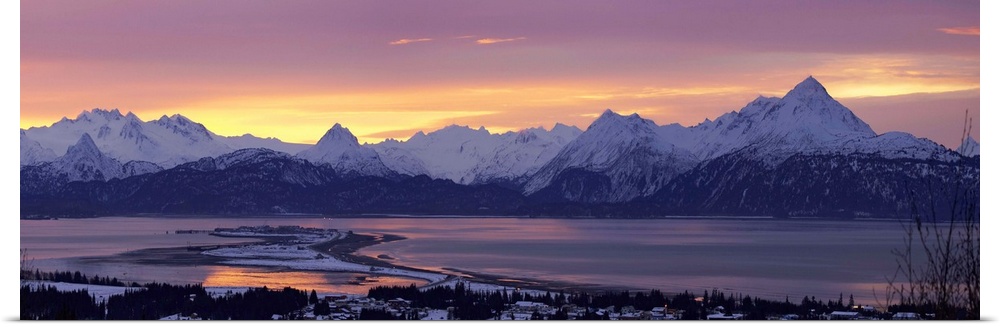 Homer Spit At Sunrise With Kenai Mountains, Kenai Peninsula, Alaska