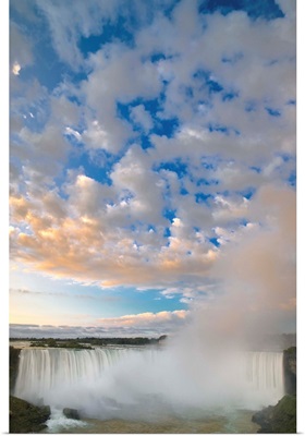 Horseshoe Falls At Sunrise, Niagara Falls, Ontario, Canada