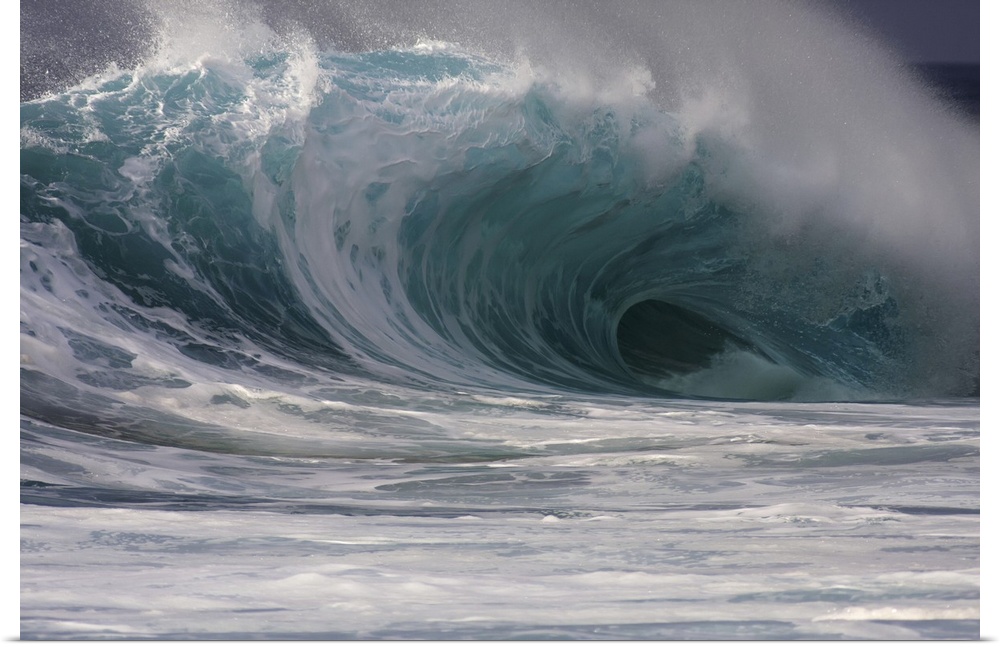 Island wave on Oahu's north shore, Oahu, Hawaii, united states of America.