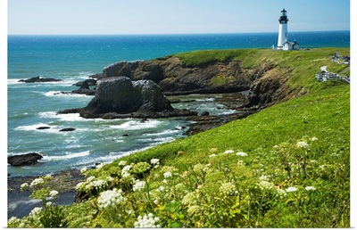 Oregon, Central Coast, Yaquina Head Historic Lighthouse And Natural Wilderness Area