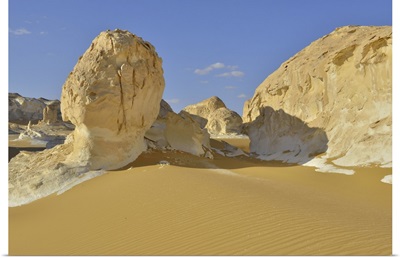 Rock Formations In White Desert, Sahara Desert, New Valley Governorate, Egypt