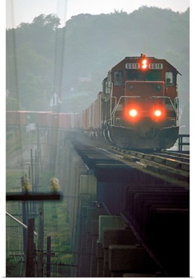 Ron Bouwhuis; Eastbound Canadian Pacific Freight Train, Port Hope, Ontario, Canada