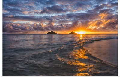Sunrise Over Lanikai Beach, Oahu, Hawaii, United States Of America