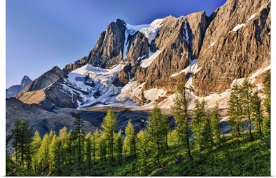The Rockwall Cliff And Tumbling Glacier In Kootenay National Park, British Columbia