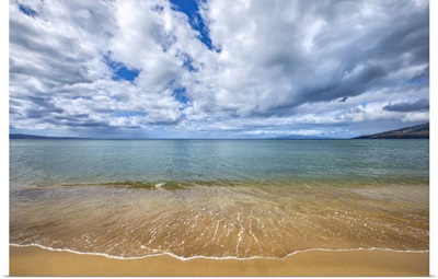Tranquil Surf Washes Up On Golden Sand Of The Island Of Maui, Kihei, Hawaii