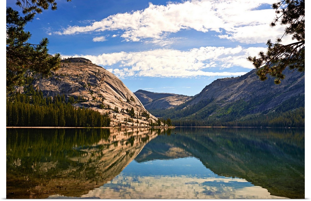 View of Tenaya Lake along Tioga Pass, Yosemite National Park; California, United States of America