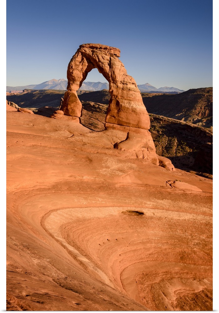 A photograph of the delicate arch in Utah's Arches national park.