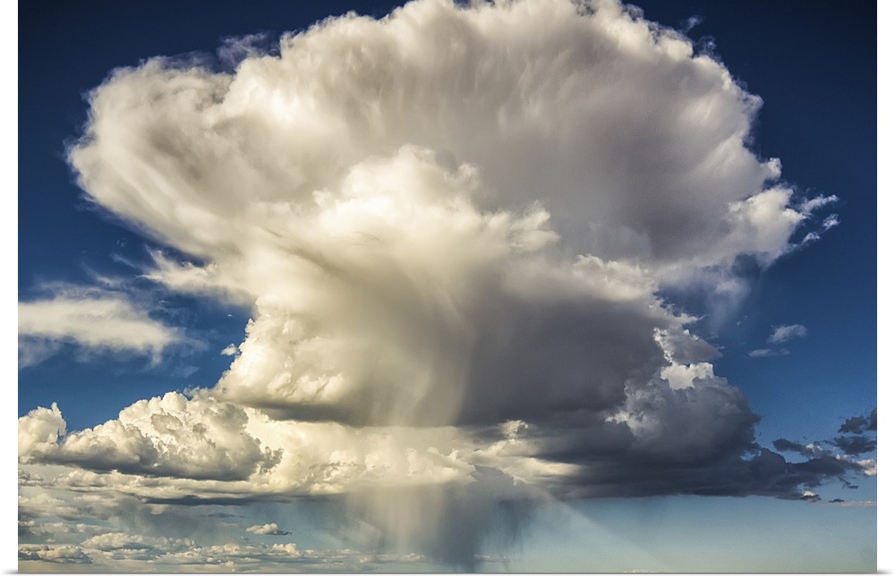 Large cloud formation, color photography