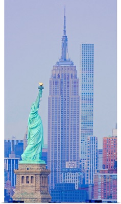 Statue Of Liberty, Empire State Buillding And 432 Park Avenue