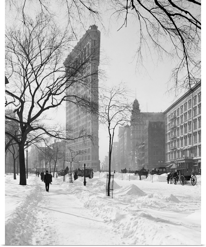Vintage photograph of Flatiron Building in Snow, New York City