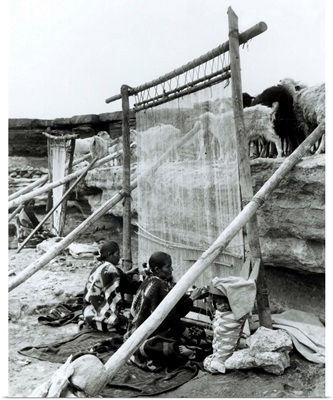 Navajo weavers, c.1914