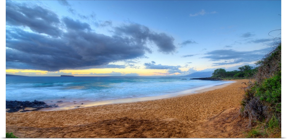 Landscape photograph of an empty beach in Maui.