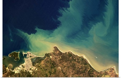 The surging flow of the ocean, very visible along the north coast of South America