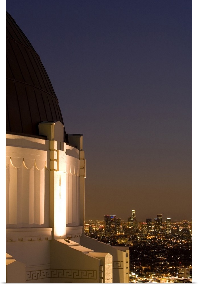 A dusk view of downtown Los Angeles from Griffith Observatory in Griffith Park.
