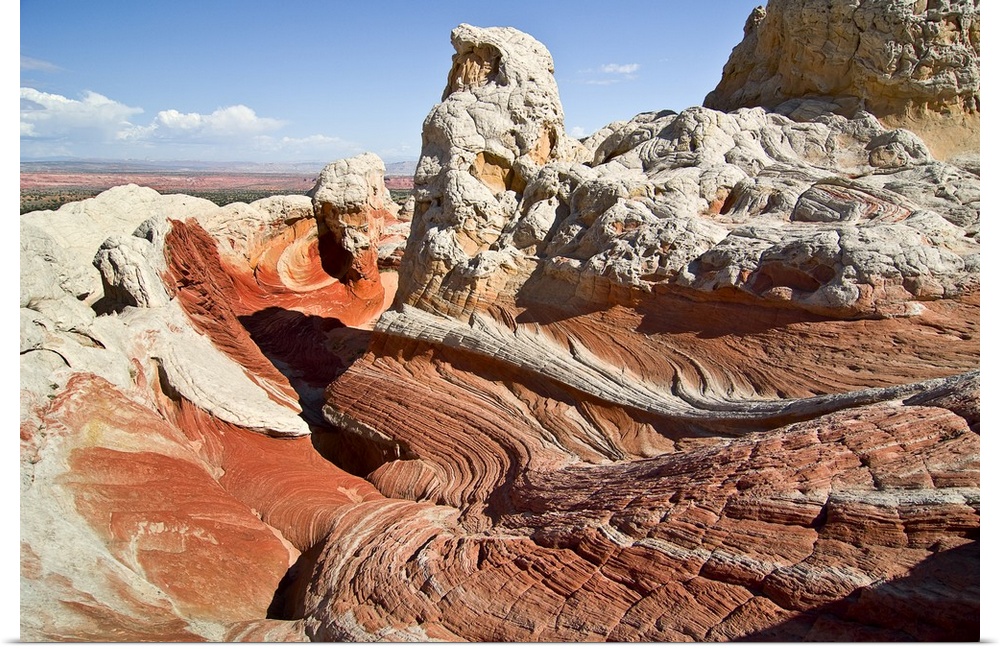 USA, Arizona, Vermilion Cliffs National Monument. Swirling red and white sandstone formations at White Pocket.