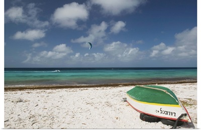 Bonaire, Pink Beach, Beach View with Fishing Boat and Kite Surfer