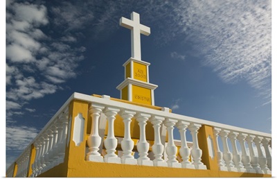Bonaire, Seru Largu, Memorial Cross atop Seru Largu
