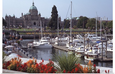 Canada, British Columbia, Victoria Parliament Building, with boats and docks
