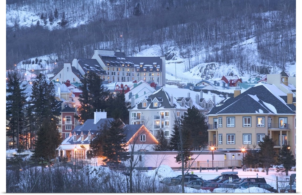 CANADA-QUEBEC-The Laurentians:.Mont Tremblant Ski Village-.Ski Village View / Evening... Walter Bibikow 2004