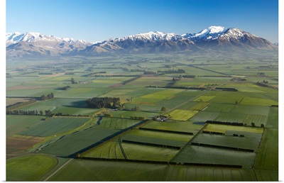 Canterbury Plains and Southern Alps, near Methven, South Island, New Zealand