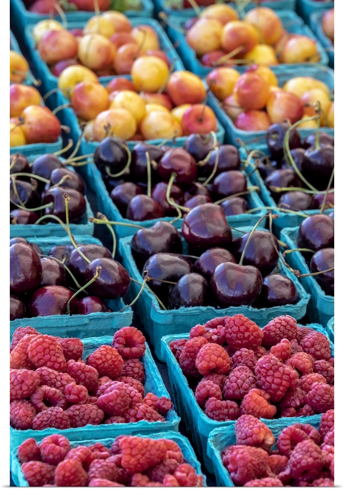 Cherries And Berries, USA