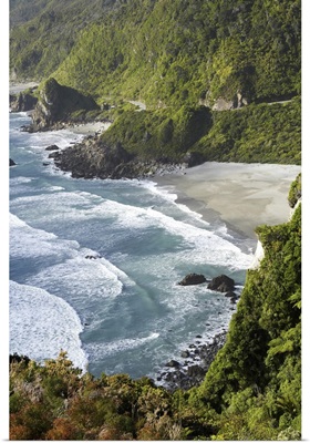 Coastline north of Irimahuwhero Viewpoint, South Island, New Zealand