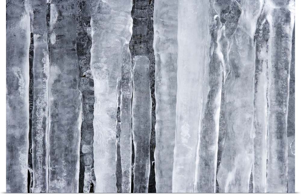 Detail of hanging icicles.