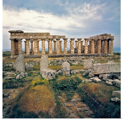 Greek Temple overlooks the Mediterranean Sea at Selinunte, Sicily, Italy