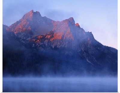 Idaho, Sawtooth Mountains. McGown Peak and Stanley Lake at sunrise