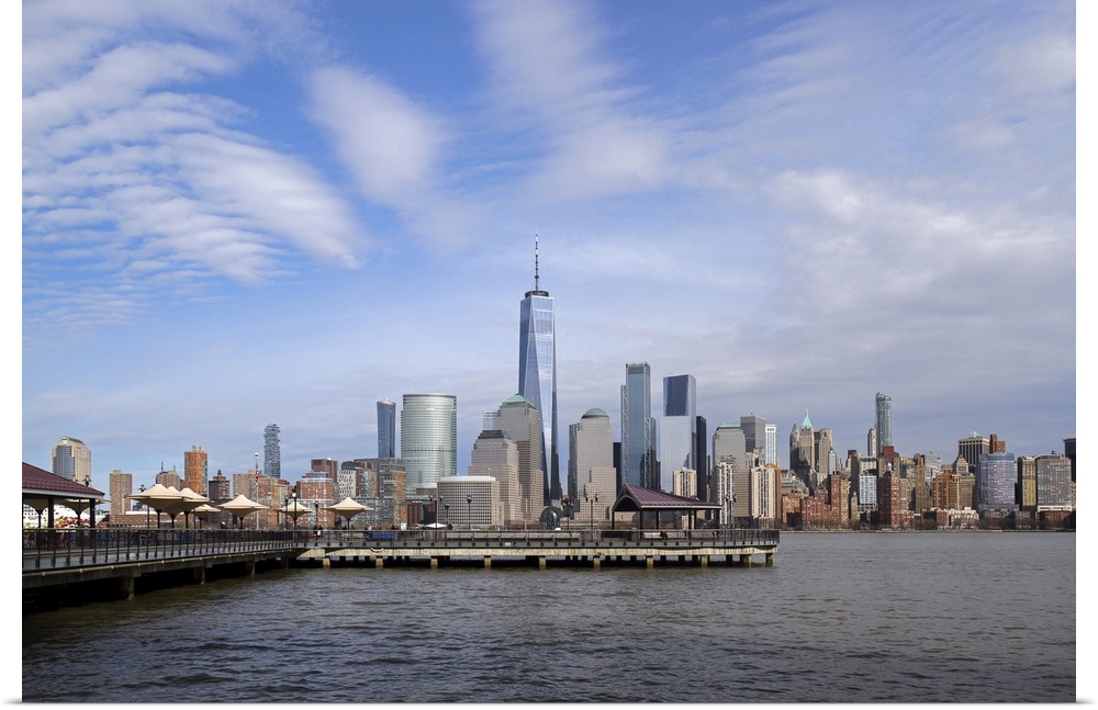 USA, North America, New York. Looking Towards J Owen Grundy Park In Jersey City, New Jersey, With One World Trade Center A...