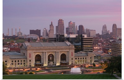 Missouri, Kansas City, Union Station and Kansas City Skyline at Dawn