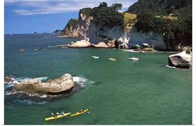 New Zealand, Kayaks, Cathedral Cove, Coromandel Peninsula