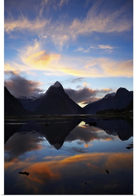 New Zealand, South Island, Fiordland, Sunset, Mitre Peak