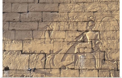 Relief depiction of Ramses II, Temple of Luxor, Egypt