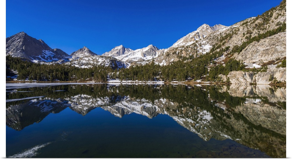 Sierra peaks reflected in Long Lake, Little Lakes Valley, John Muir Wilderness, California, USA.