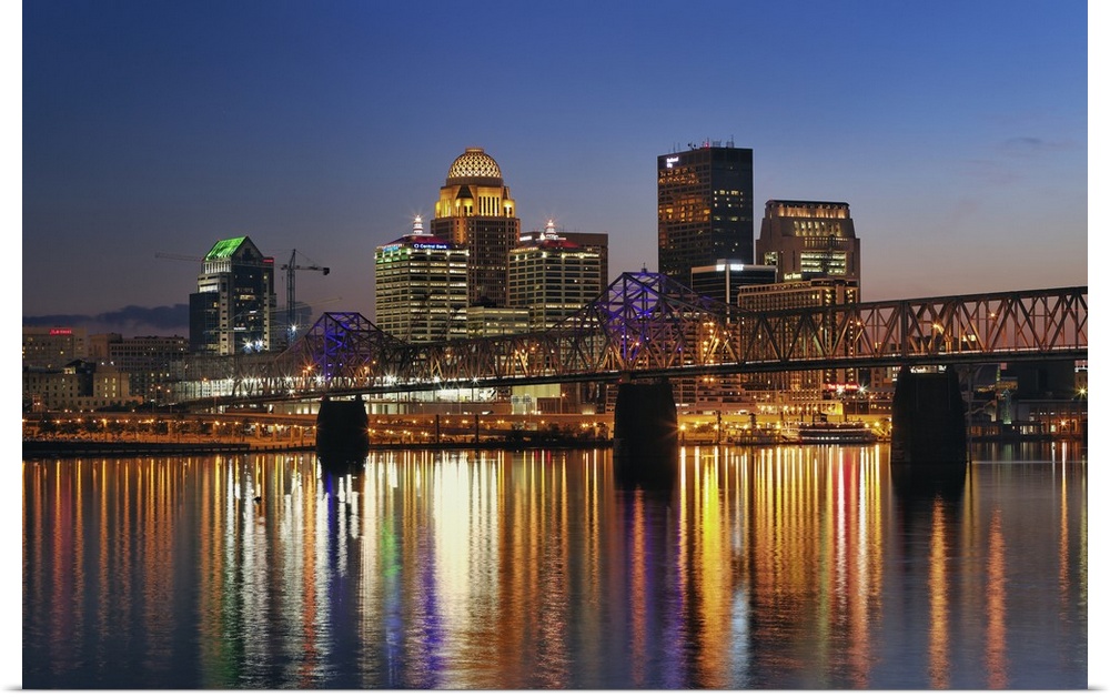 Skyline, Louisville, Kentucky at dusk.