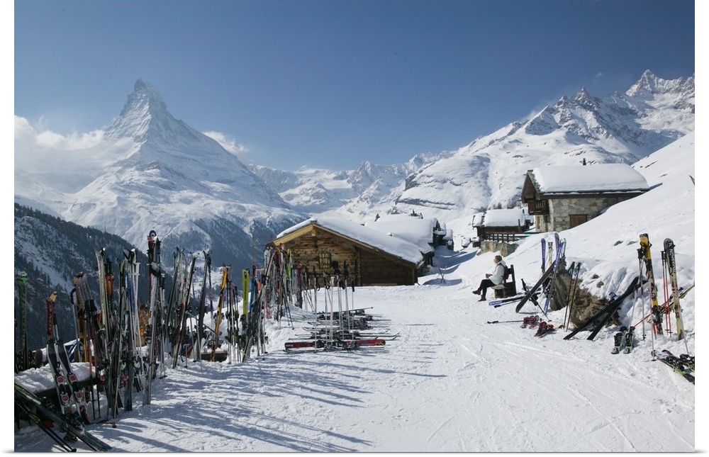 SWITZERLAND-Wallis/Valais-ZERMATT:.Findeln / Winter.Mountain Ski Village