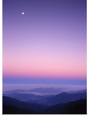 Tennessee, Cherohala Skyway, Full moon over the Smoky Mountains